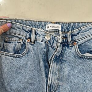 Zara jeans